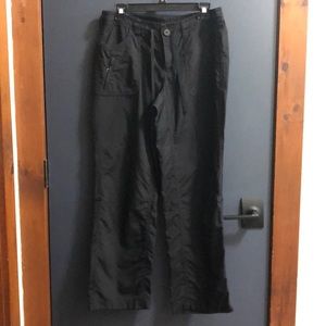 North Face pants / shorts